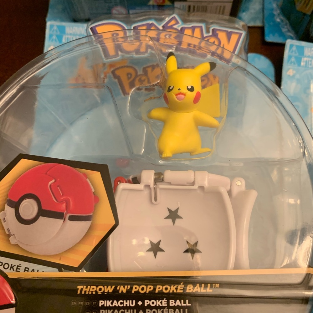 Pokemon Ball Collection - Picture 2 of 7
